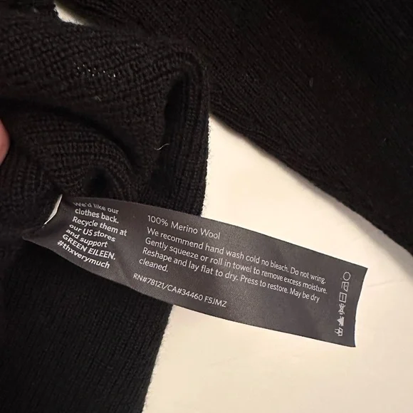 Eileen Fisher Black Cropped Merino Wool Sweater - Medium - Picture 8 of 12